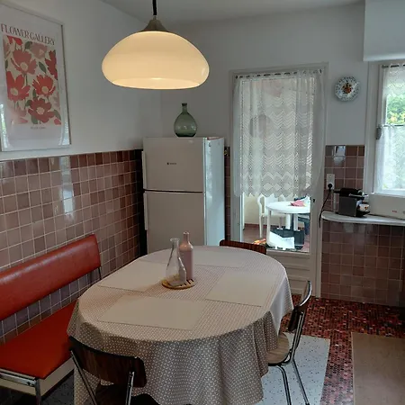 Holiday home Retro Proche Et Centre Royan